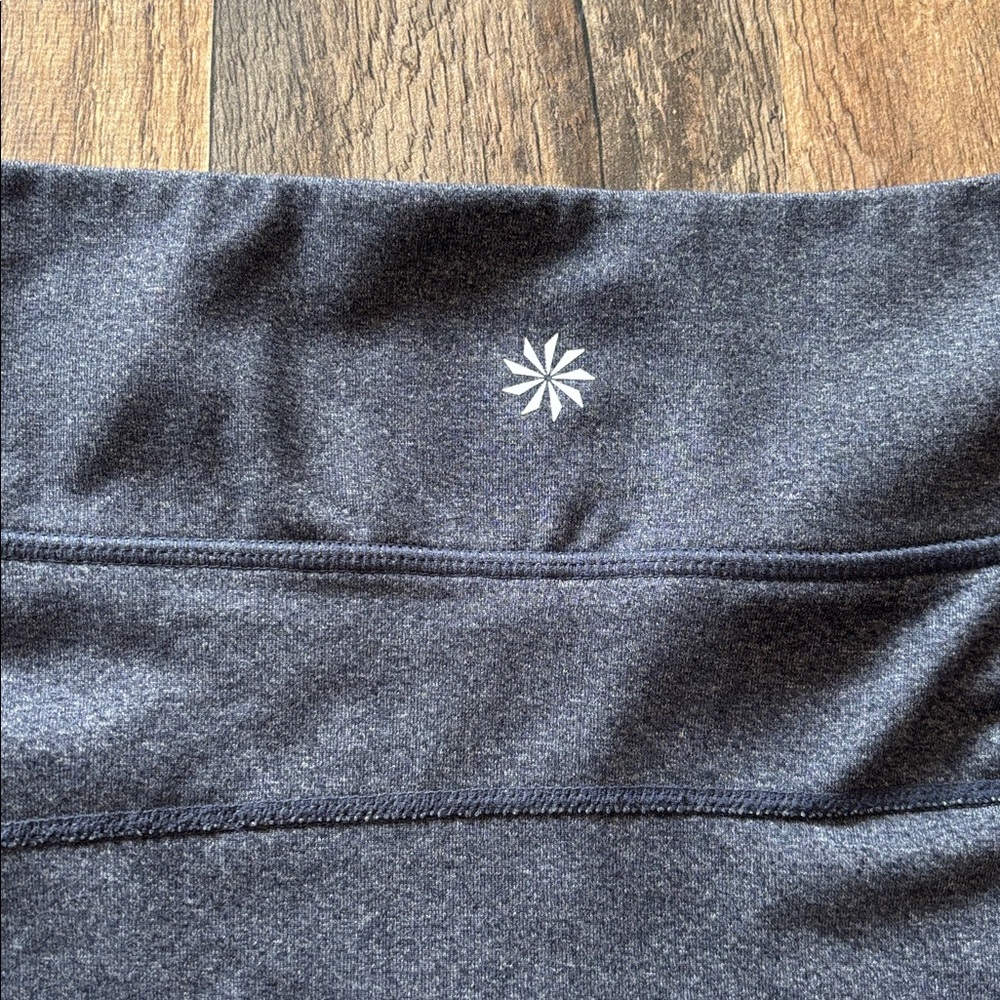 Athleta Oasis Cargo Gray Mini Skort - Picture 3 of 9